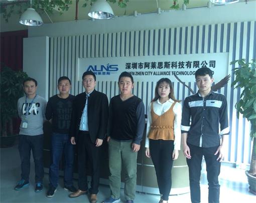 走進(jìn)阿萊思斯點(diǎn)膠機(jī)，開(kāi)展網(wǎng)絡(luò)營(yíng)銷(xiāo)運(yùn)營(yíng)培訓(xùn)